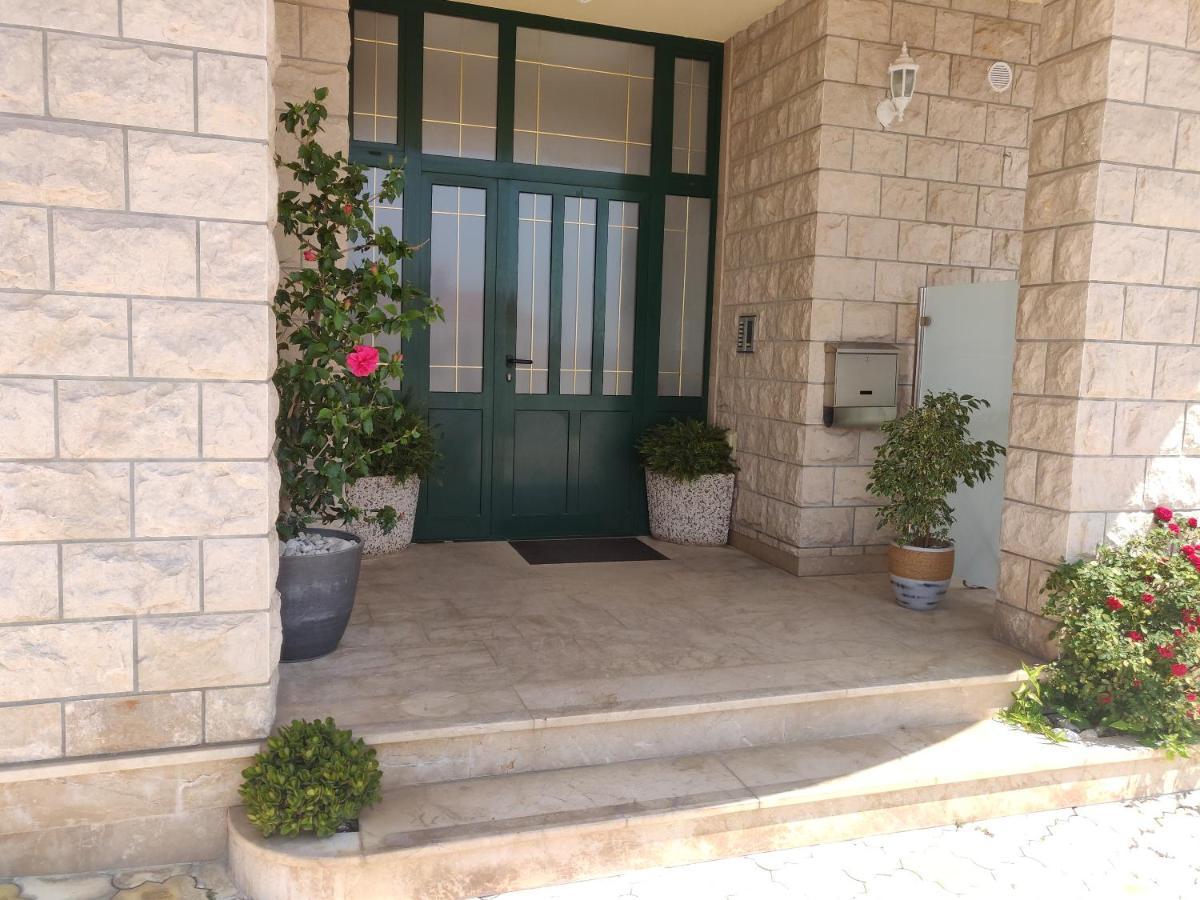 Villa Marija Baska Voda Bagian luar foto